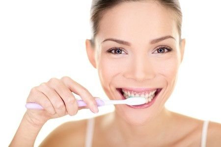 5 Rahasia Memiliki Senyum Cemerlang