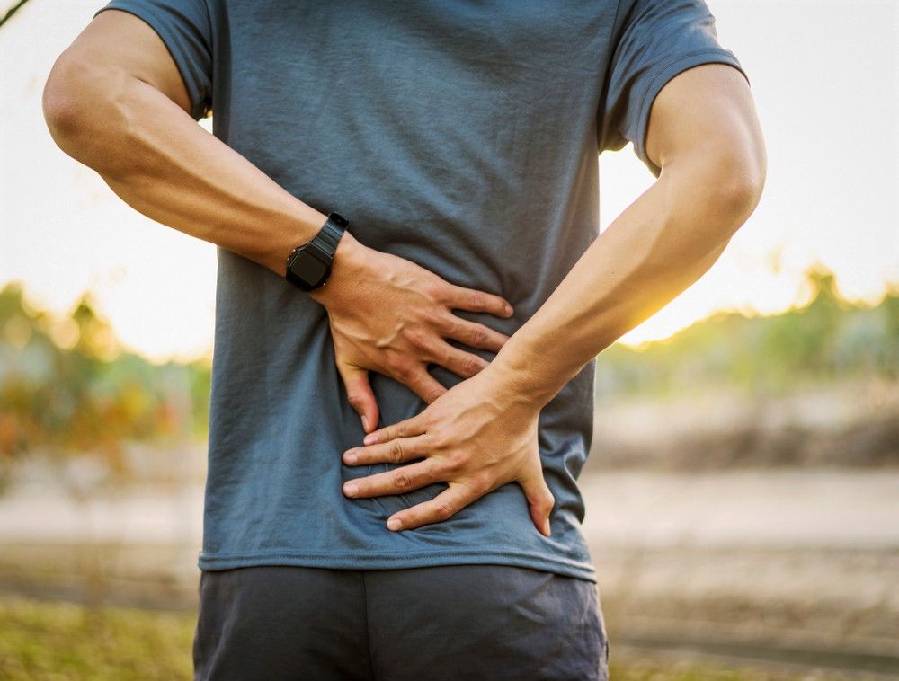 Dampak Sakit Punggung yang Tak Teratasi dengan Baik (TB Studio/Shutterstock)