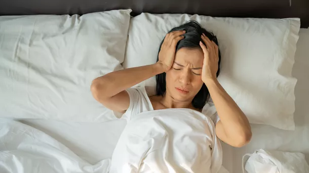 Sering Sakit Kepala di Pagi Hari: Kurang Tidur atau Tanda Sleep Apnea? 