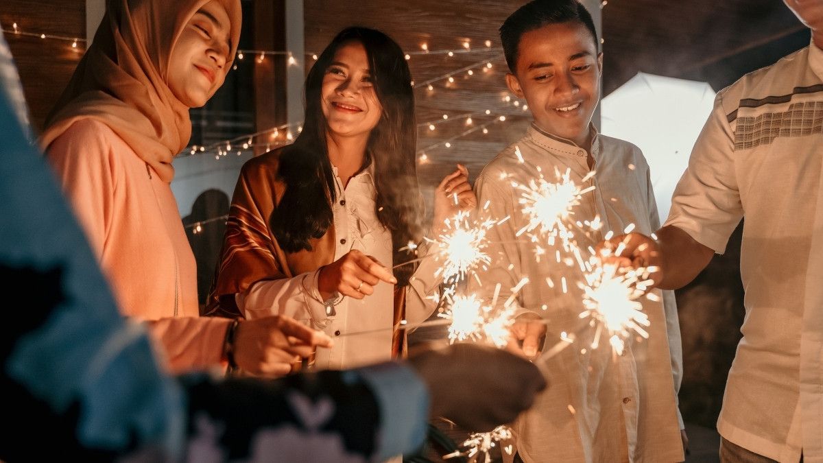 Tips Pesta Tahun Baru yang Aman Saat Pandemi COVID-19