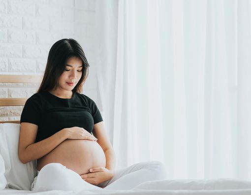 Membangun Bonding dengan Bicara pada Bayi Sejak dalam Kandungan