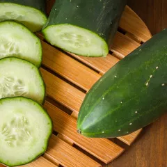 17 Manfaat Timun untuk Kesehatan Tubuh dan Kulit