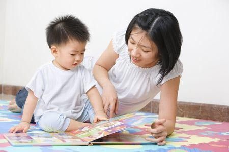 Cara Mengajarkan Anak Berbicara yang Baik