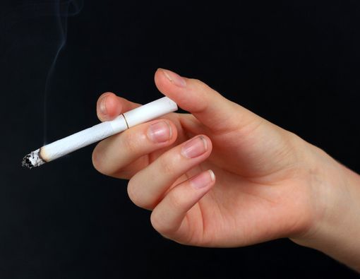 Nikotin Lebih Mengganggu Tidur Dibandingkan Kafein