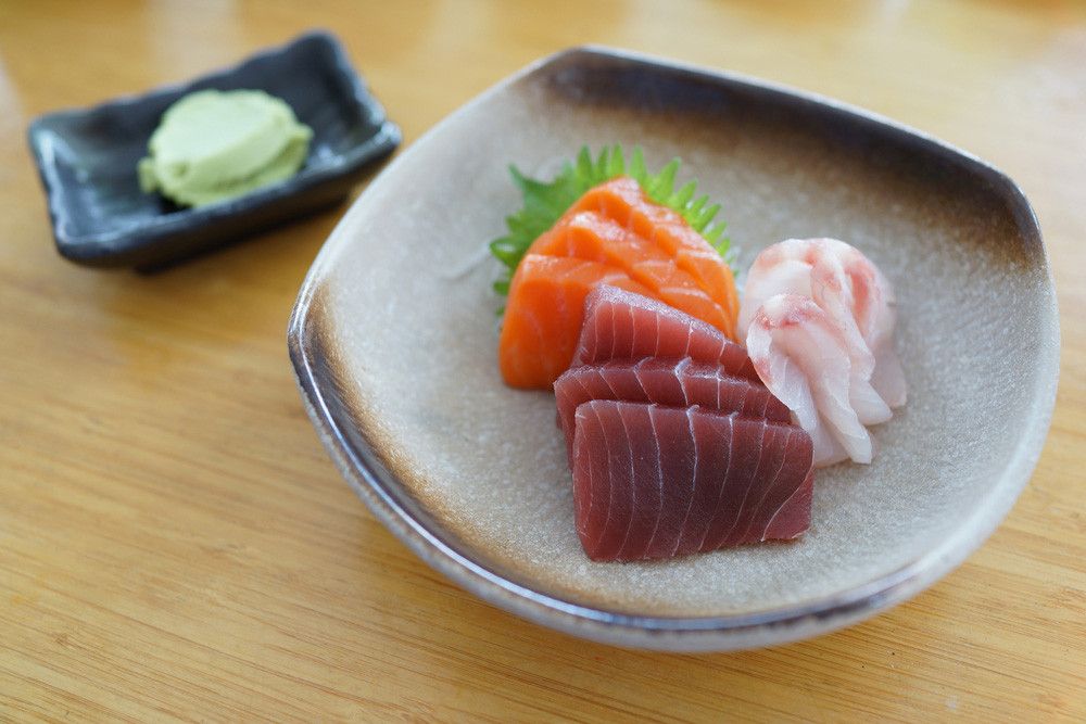 Kiat Memilih Sashimi yang Sehat