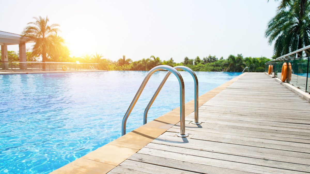 Bahaya yang Mengintai Akibat Kebiasaan Kencing di Kolam Renang