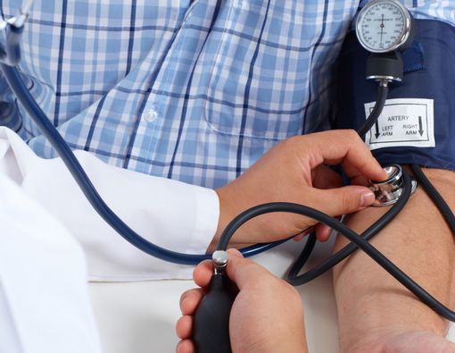 Cara Turunkan Tekanan Darah Tinggi Tanpa Obat Usai Lebaran