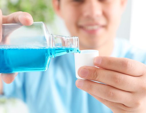 Pro Kontra Obat Kumur Beralkohol