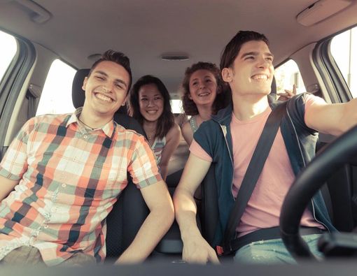 Tetap Sehat Hadapi Macet Saat Liburan Natal dan Tahun Baru