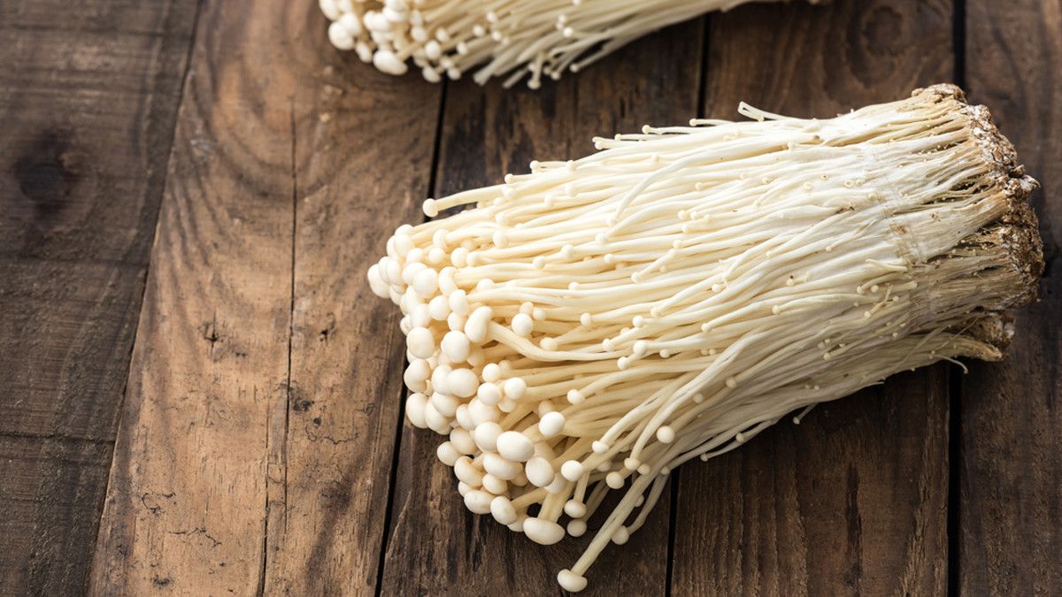 Jamur Enoki Tengah Ramai Dibicarakan, Intip Manfaatnya untuk Kesehatan!