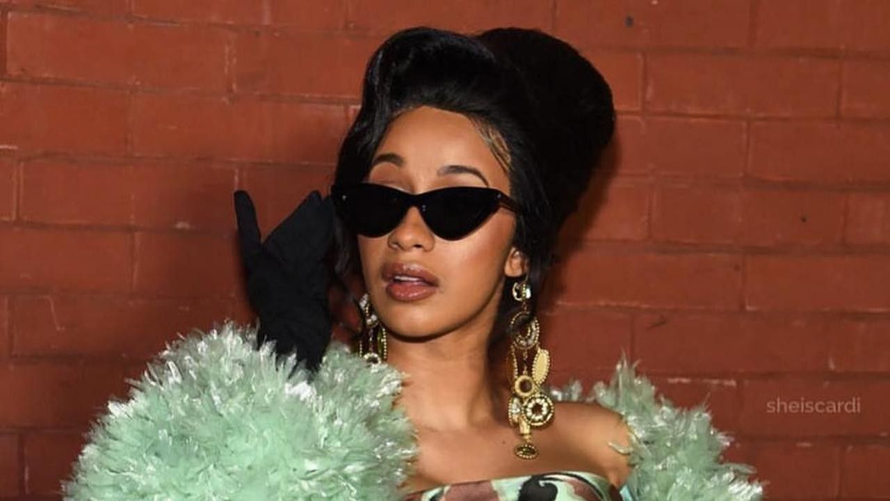 Cardi B Lakukan Bleaching Vagina, Kira-Kira Aman Tidak, Ya?