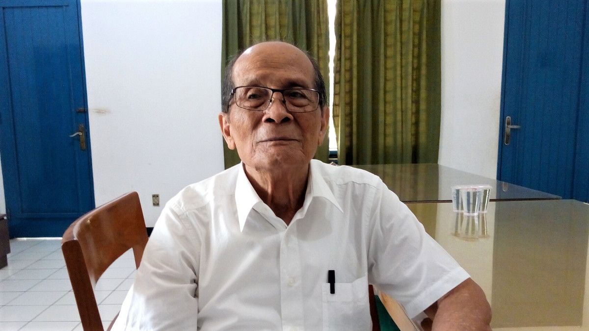 dr. Mangku Sitepoe: Berpegang Teguh pada Prinsip Altruisme