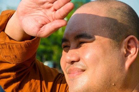 4 Kerusakan Mata yang Disebabkan Matahari