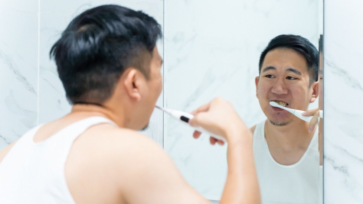 Sering Mual dan Muntah Saat Sikat Gigi? Ini Penyebabnya