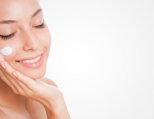 Kulit Berminyak? Jangan Lupakan Pelembap!