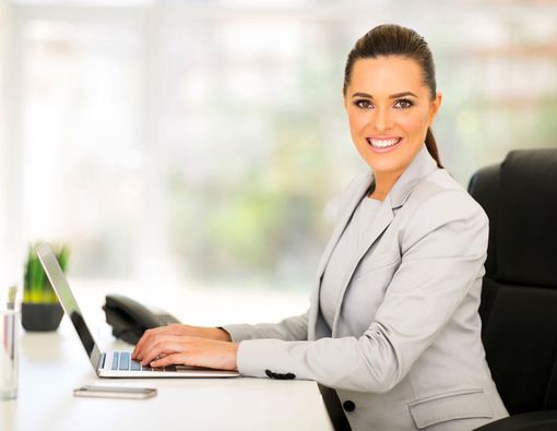 Kiat Bebas Badan Pegal Meski Bekerja Seharian