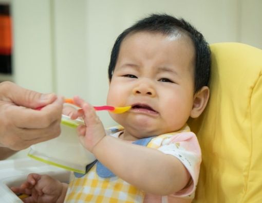 Tips Saat Anak Menolak MPASI Pertama
