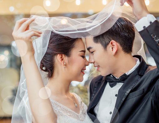 Manfaat Ciuman bagi Pernikahan