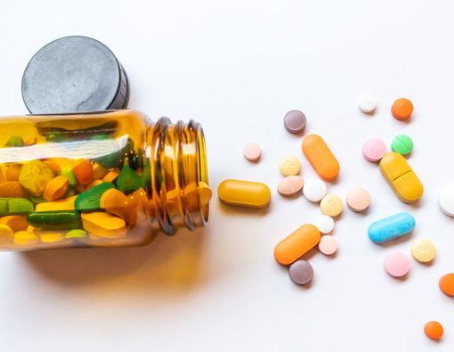 Menggerus atau Membelah Obat, Mana yang Lebih Baik?