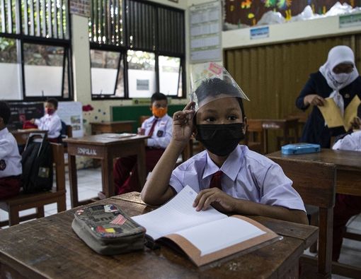 Cara Cek Spektrum Risiko Penularan COVID-19 di Sekolah