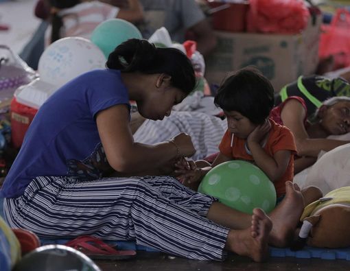 Pengungsi Gunung Agung di Bali Mulai Terserang Penyakit