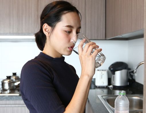 Minuman Terbaik untuk Gantikan Cairan Tubuh Saat Diare