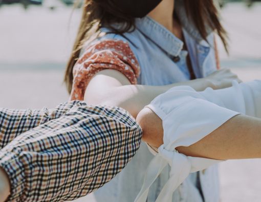 Cara Menolak Undangan Pertemuan Sosial saat Pandemi