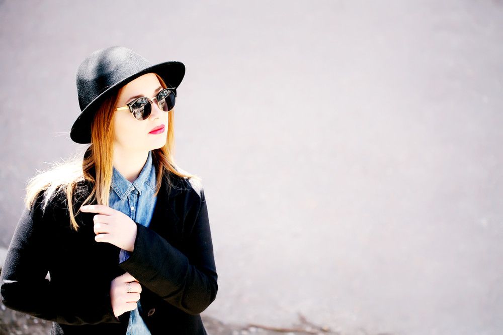 Warna Lensa Kacamata Hitam Bisa Pengaruhi Kesehatan Mata?