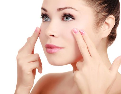 Bagaimana Cara Mengencangkan Pipi Tembam?