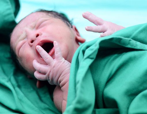 Bayi Lahir dengan Antibodi COVID-19? Ini Kata Dokter!