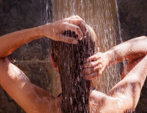 Kapan Harus Mandi Air Hangat Supaya Tidur Nyenyak?