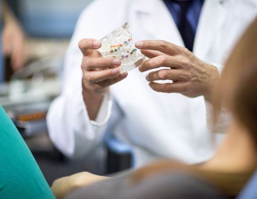 Baca Ini Sebelum Izinkan Anak Pakai Kawat Gigi