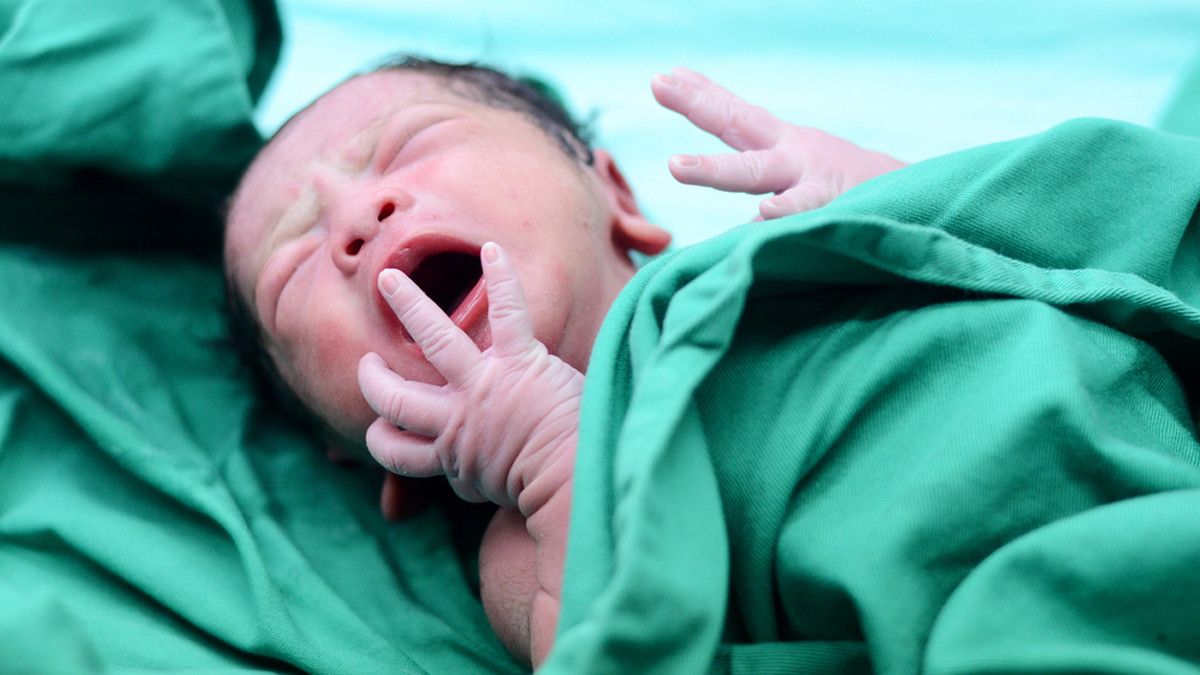 Bayi Lahir dengan Antibodi COVID-19? Ini Kata Dokter!