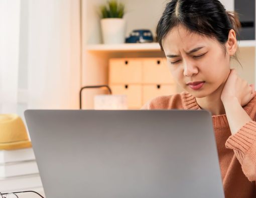 7 Penyebab Benjolan di Bawah Rahang yang Harus Diwaspadai