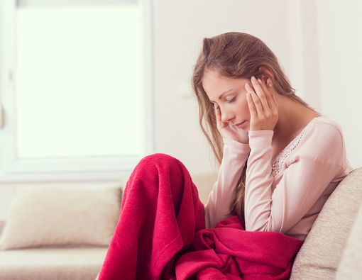 Apa Hubungan Antara Sakit Kepala dengan Hormon?