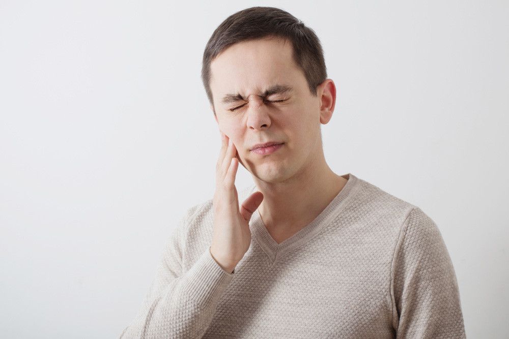 Demam Saat Sakit Gigi, Pertanda Apa?