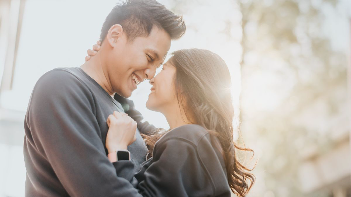 Tahapan Love Bombing