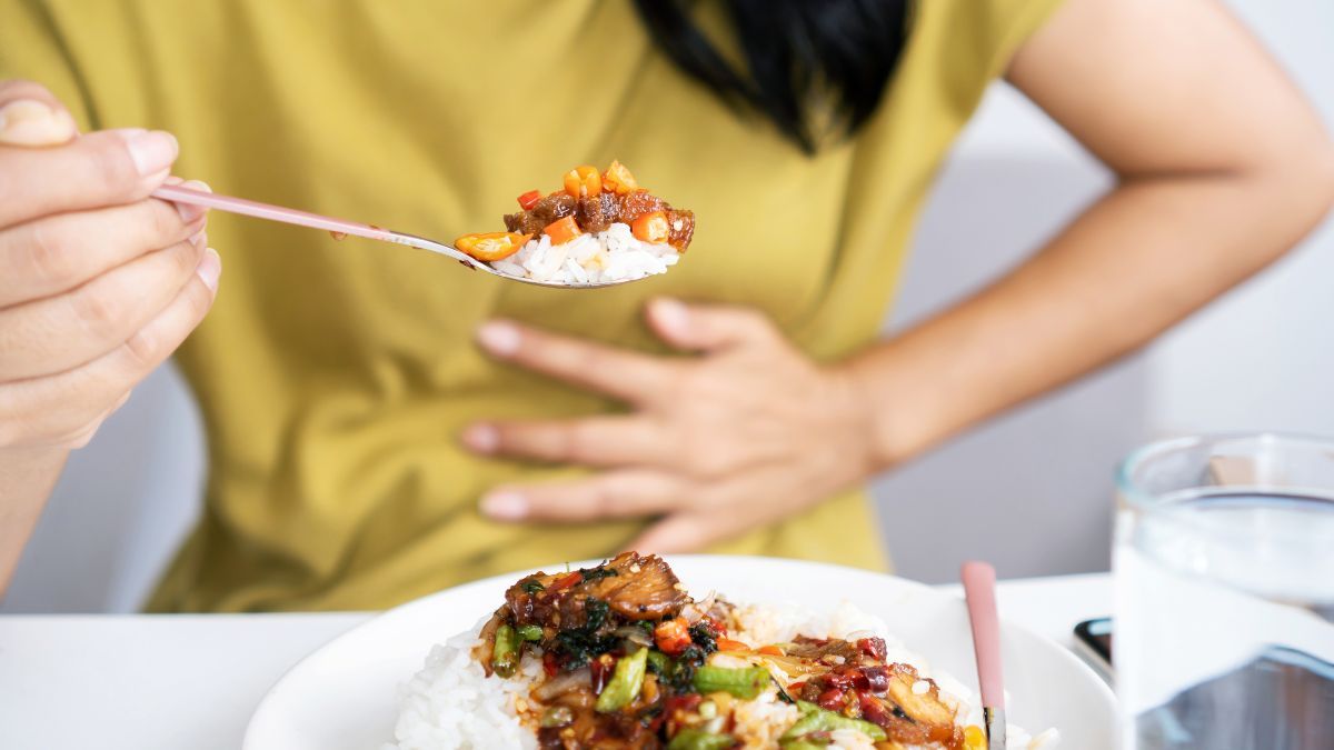 penyebab sakit perut setelah makan