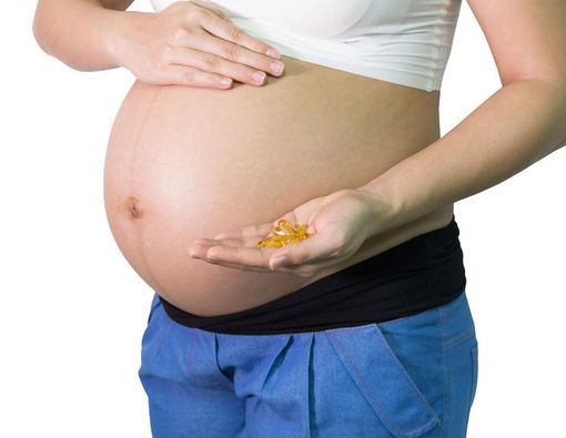 Intip Kebaikan Minyak Ikan untuk Ibu Hamil