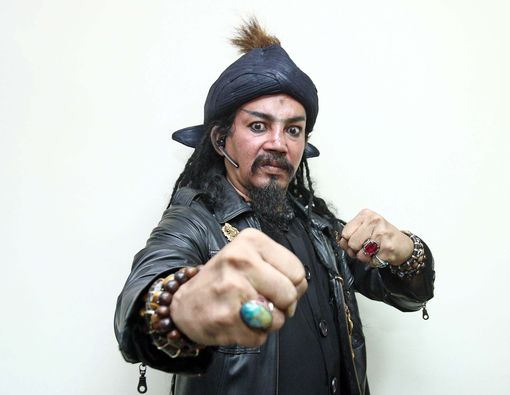 Hipotermia, Bahaya Aksi Pesulap Limbad Dikubur dalam Balok Es