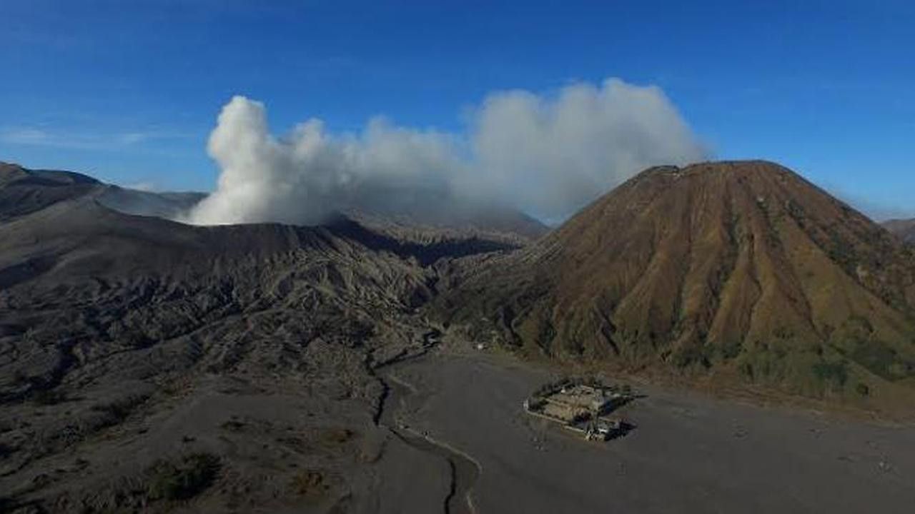 Kebakaran Hutan Gunung Bromo, Waspadai ISPA Akibat Asap