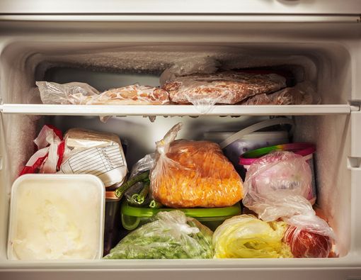 8 Makanan yang Tak Boleh Disimpan di Freezer