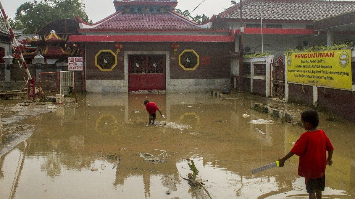Awas, Air Banjir juga Bisa Picu Kekambuhan Thalassophobia