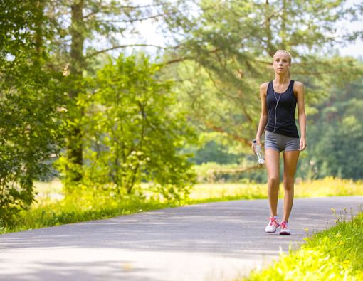 Manfaat Jalan Kaki untuk Kesehatan Jantung