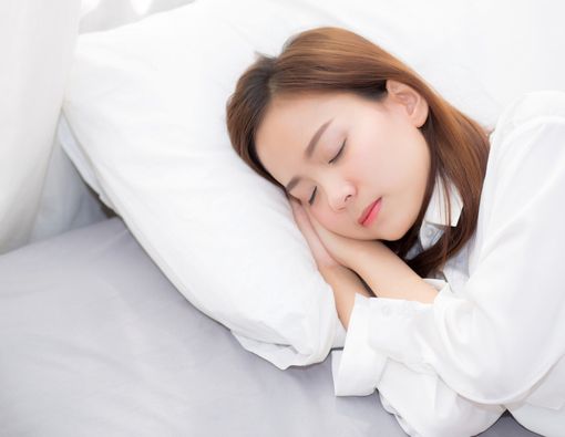 5 Asupan Ini Bisa Bikin Anda Tidur Nyenyak