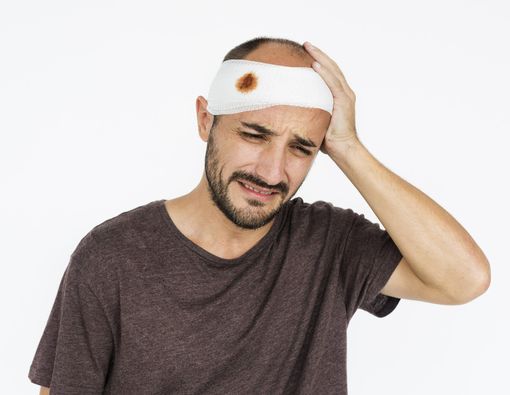 Pertolongan Pertama untuk Mengatasi Luka di Kepala