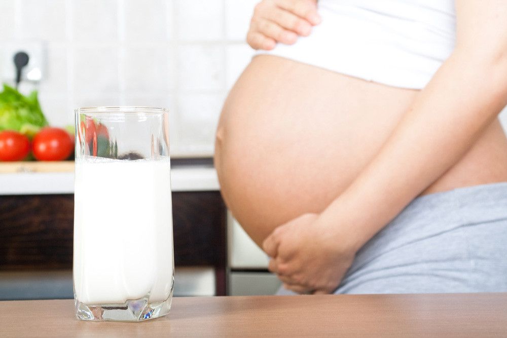 Pilih Susu Hamil atau Susu Biasa? Ini Pertimbangannya