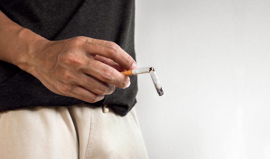 Mengapa Penis Pria Perokok Kurang Keras?