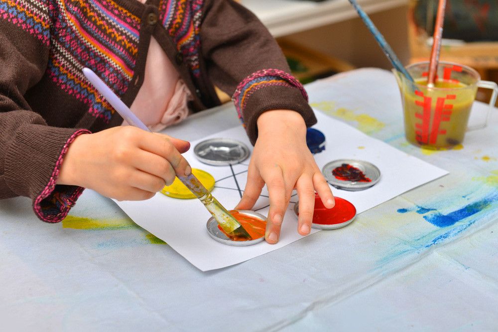 4 Ide Bermain yang Seru Bersama si Kecil di Rumah