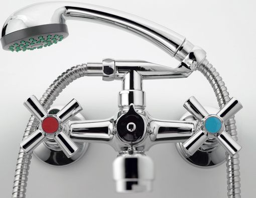 Cacar Air, Sebaiknya Mandi Air Hangat atau Air Dingin?